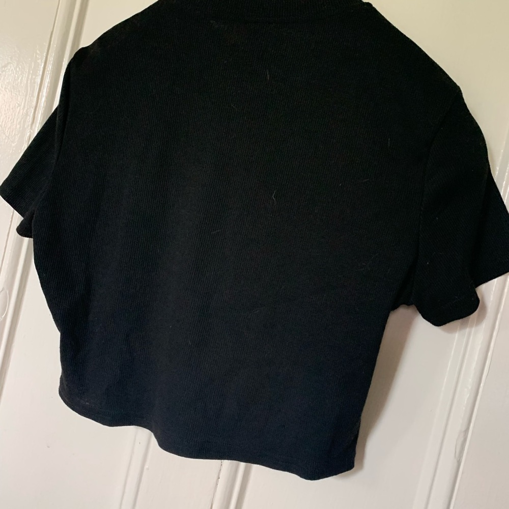 Crop top - Picture 3 of 4